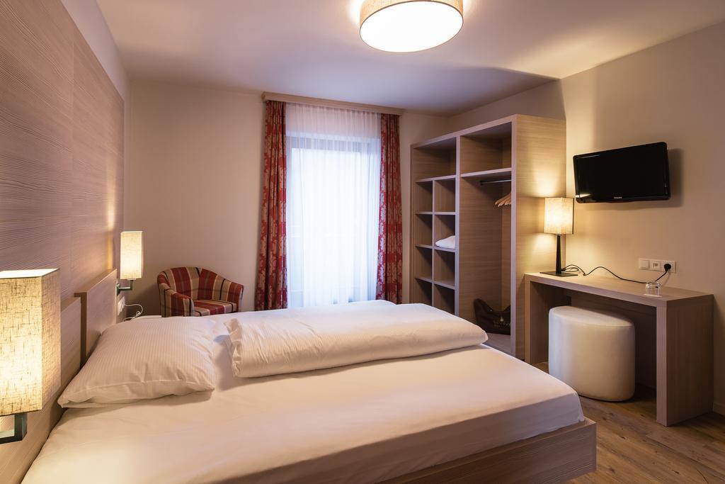 Bed & Breakfast Abis - Dolomites リオ・ディ・プステリーア エクステリア 写真