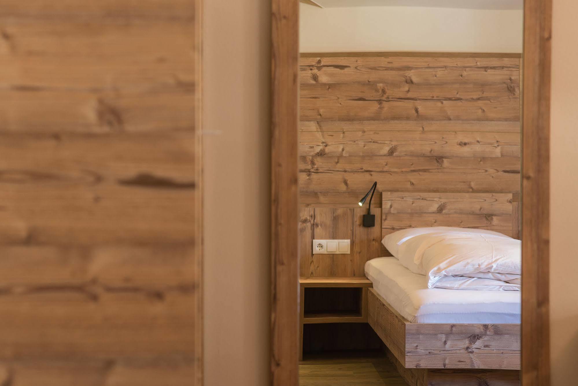 Bed & Breakfast Abis - Dolomites リオ・ディ・プステリーア エクステリア 写真